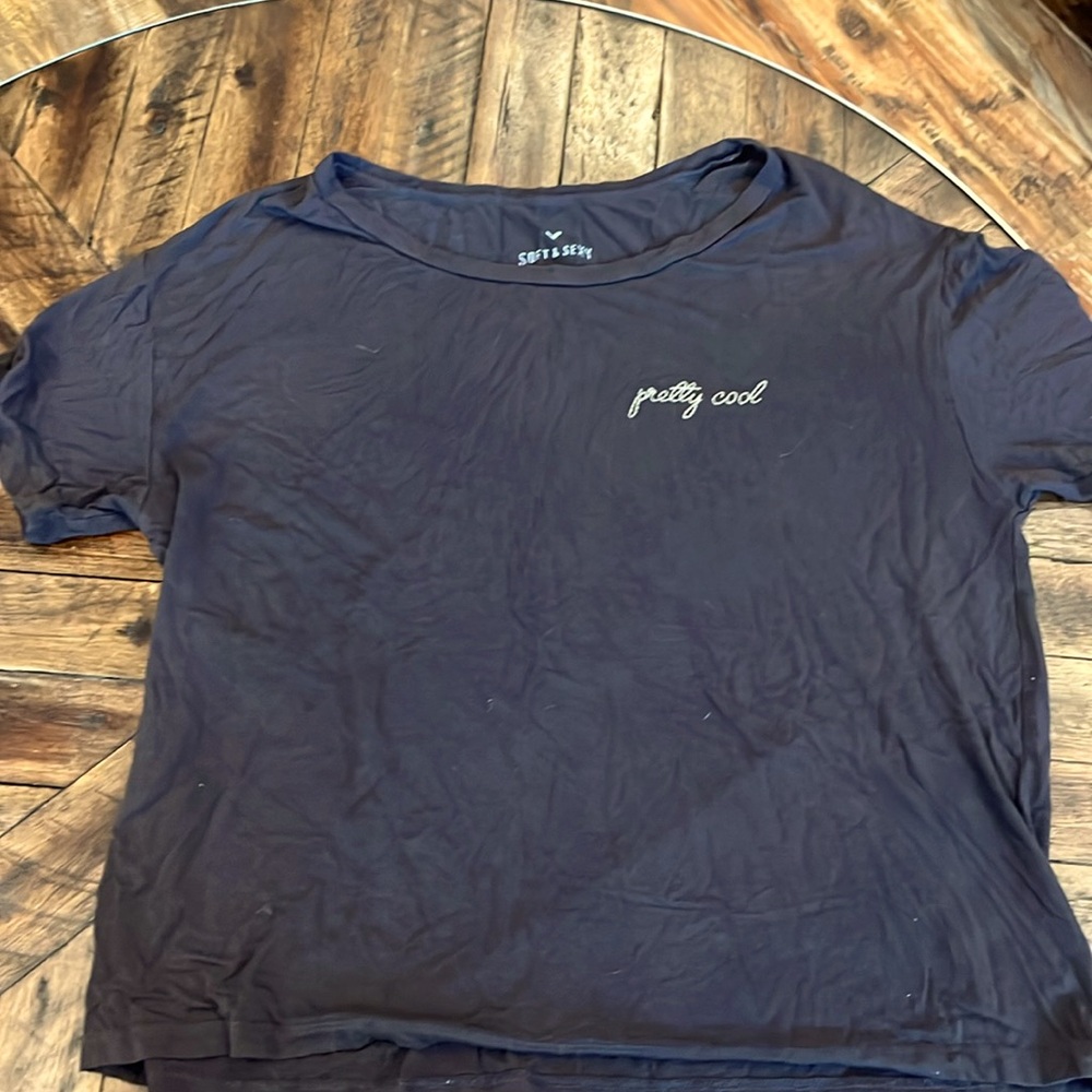 American Eagle, soft and sexy dark gray T-shirt with embroidered words size sm